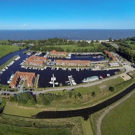 Fewo-bis-2-pers-inmitten-den-yachthafens-ueckermuende-stettiner-haff-ostsee * Ueckermunde