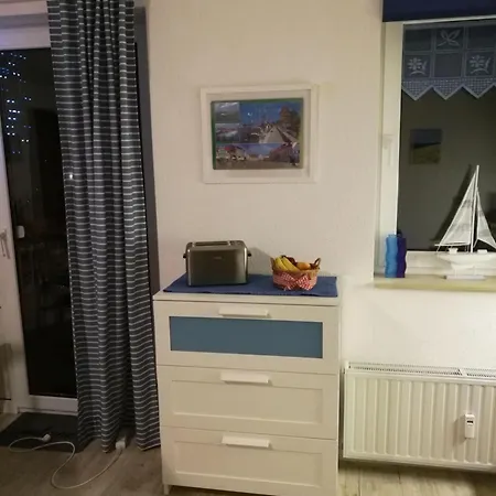 Apartment Fewo-bis-2-pers-inmitten-den-yachthafens-ueckermuende-stettiner-haff-ostsee *