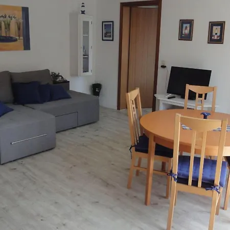 Apartment Fewo-bis-2-pers-inmitten-den-yachthafens-ueckermuende-stettiner-haff-ostsee Ueckermunde